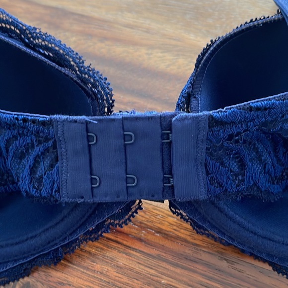 Natori Feathers Underwire Contour Bra, Blue, Size 36D - Picture 4 of 7